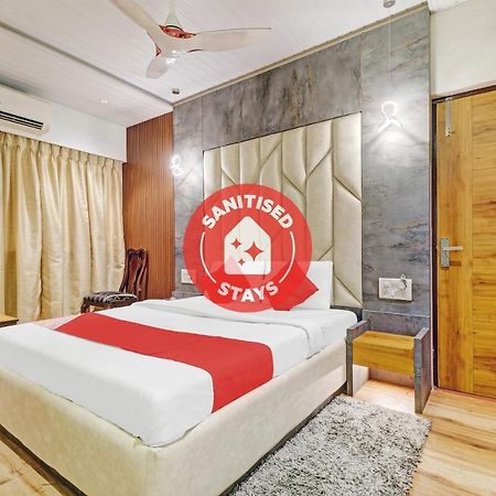 Oyo 80762 Hotel New Mini Mahal Turambhe Екстериор снимка
