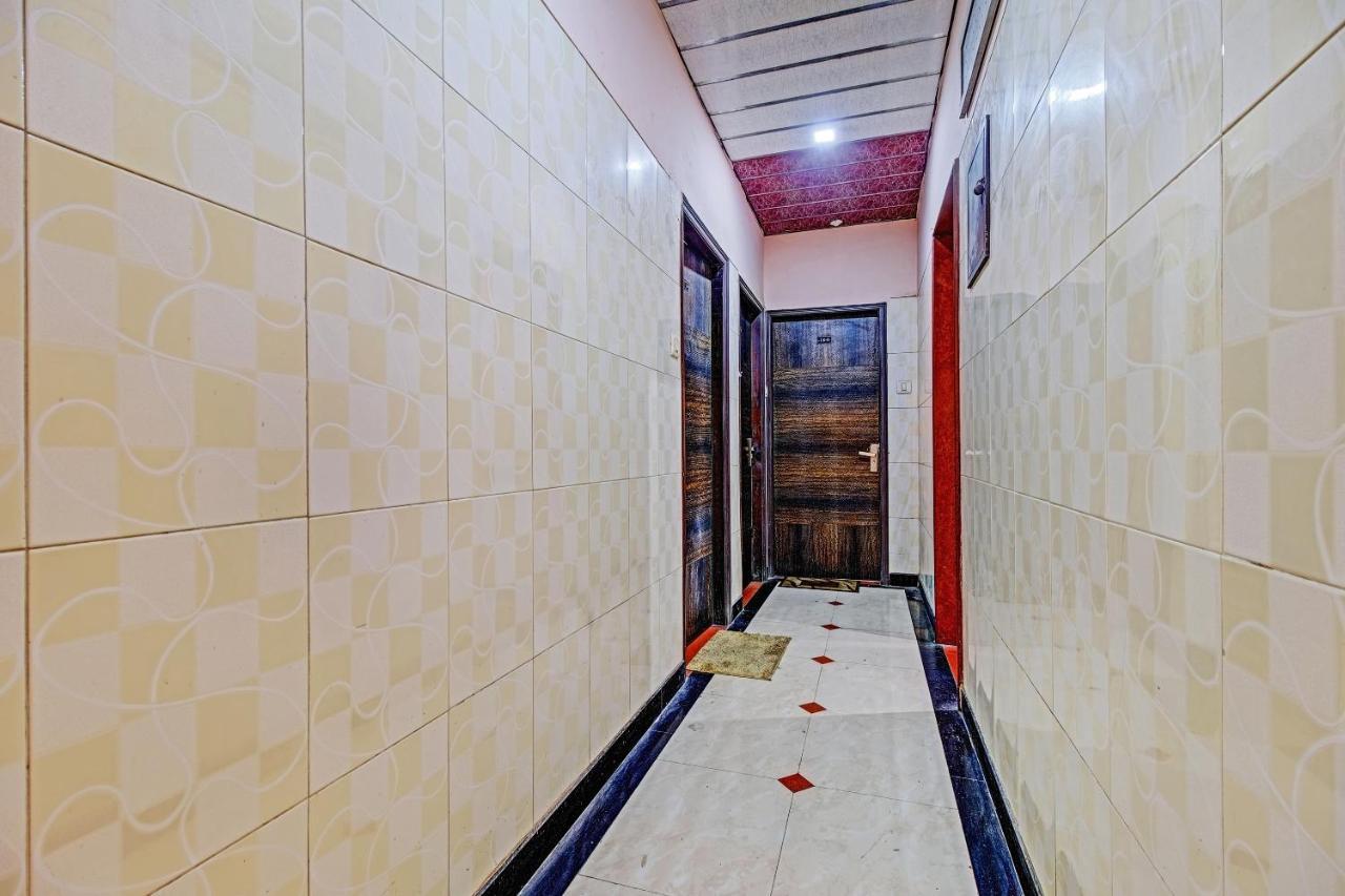 Oyo 80762 Hotel New Mini Mahal Turambhe Екстериор снимка