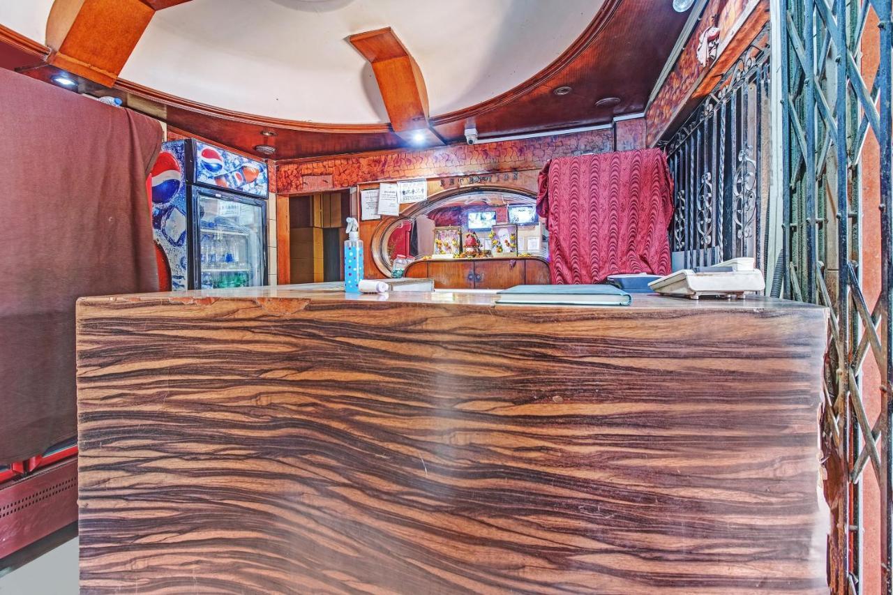 Oyo 80762 Hotel New Mini Mahal Turambhe Екстериор снимка