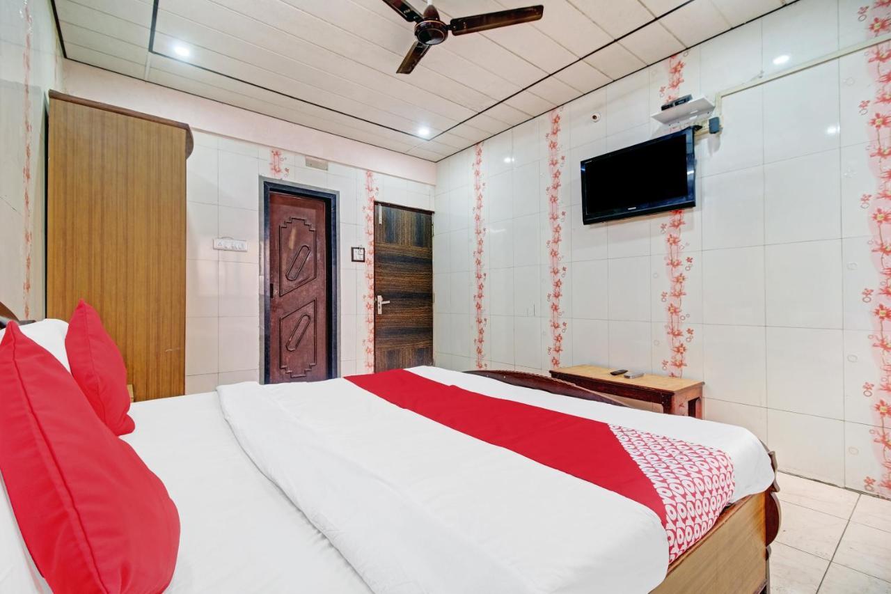 Oyo 80762 Hotel New Mini Mahal Turambhe Екстериор снимка